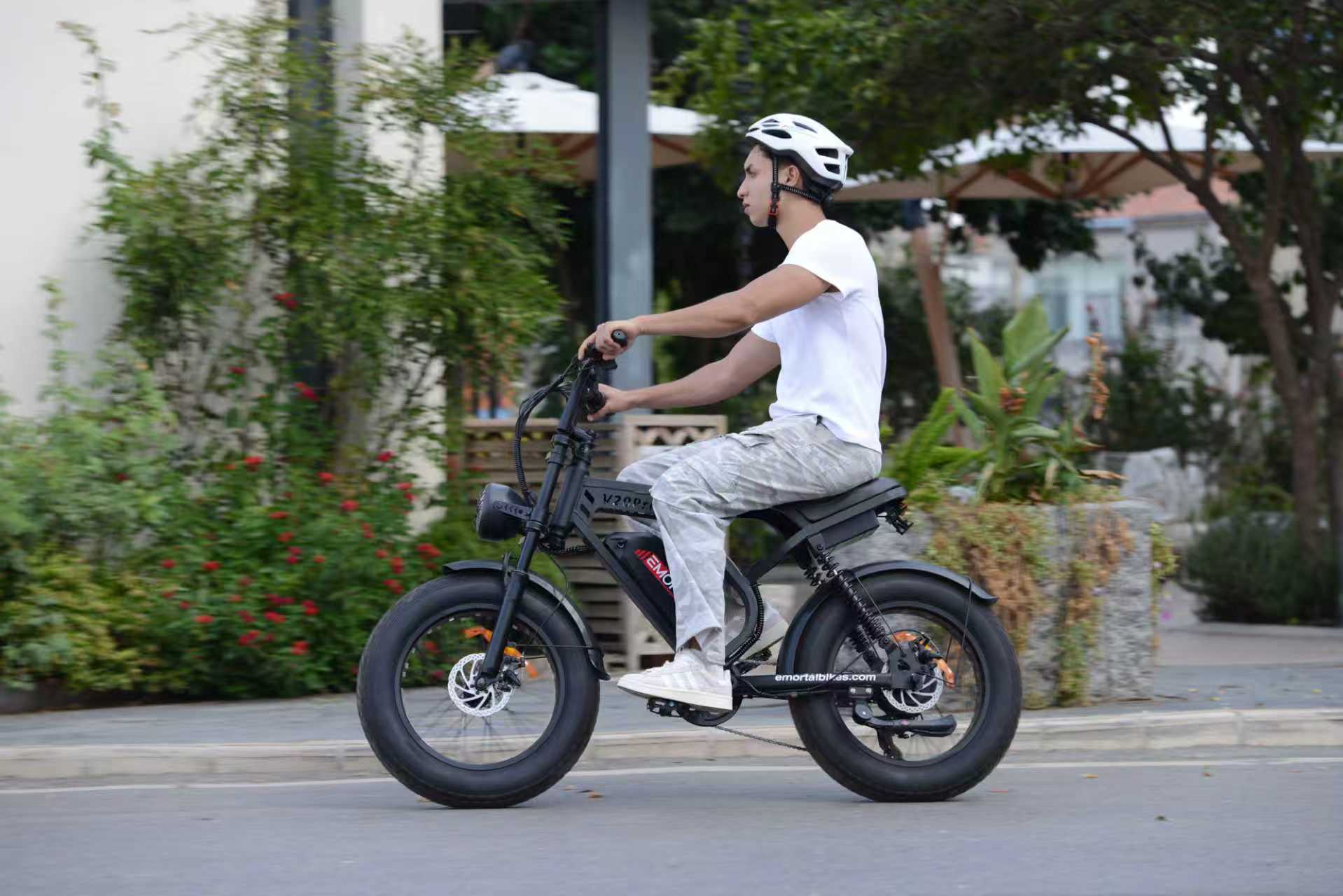 Translation missing: en.sections.video.load_video